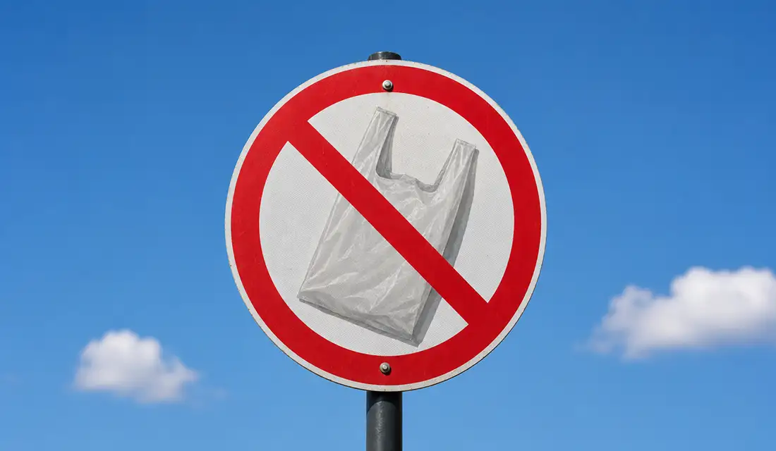 VIV-Africa_Card-Header_Plastic-Bag-Ban